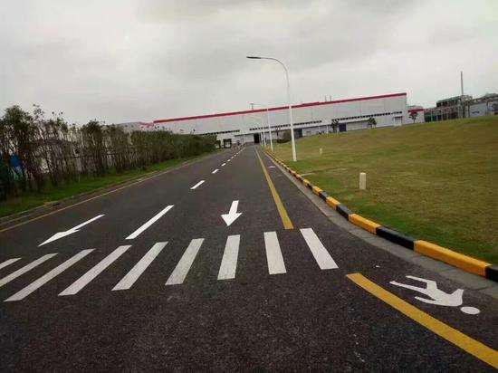 常见的交通信号标识解析